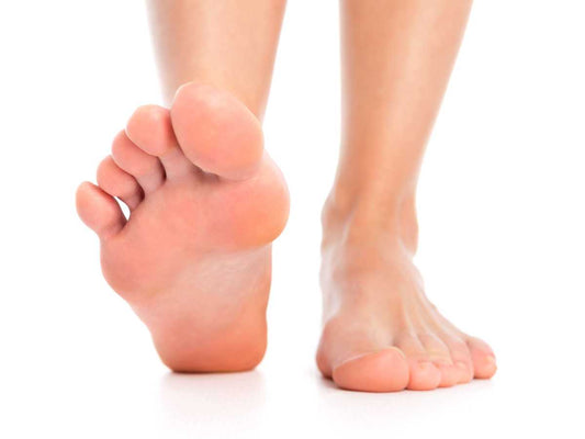 Solving the Dilemma of Sweaty Feet: The Best Socks for Moisture Management